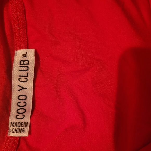 CoCo Y Club Red V-Neck Short Sleeve Top XL - Picture 6 of 6